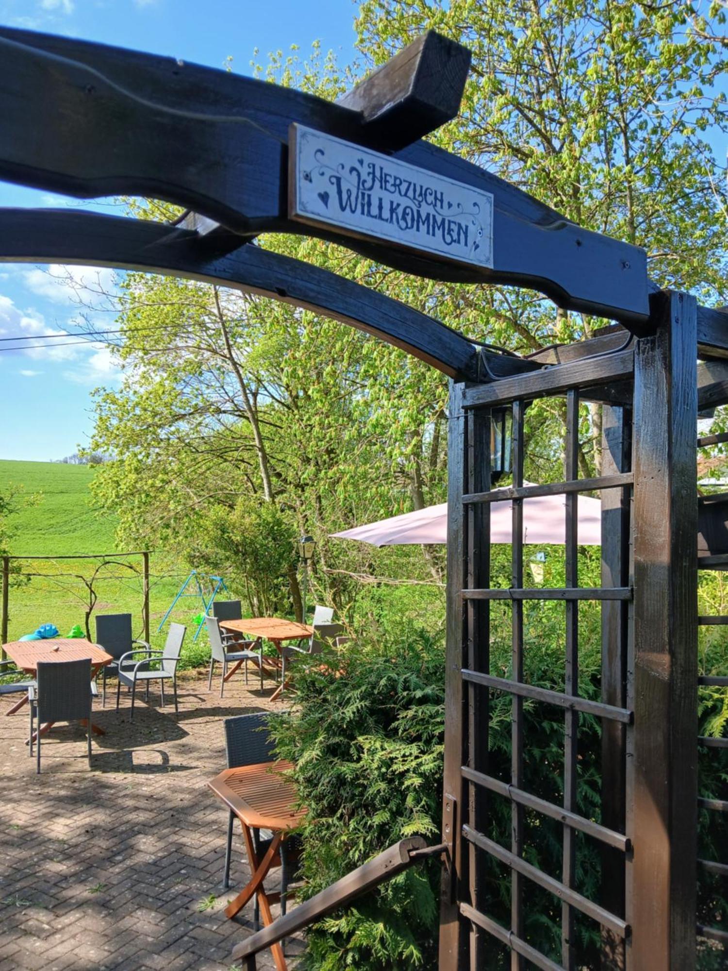 Отель Landgasthof Zum Seehof 2*